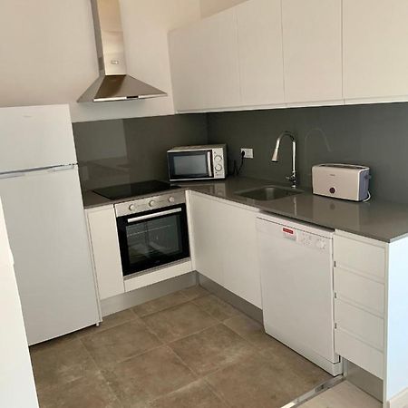 Flat In Girona City Centre - 5 Mins From Old Town And Train Station Bagian luar foto