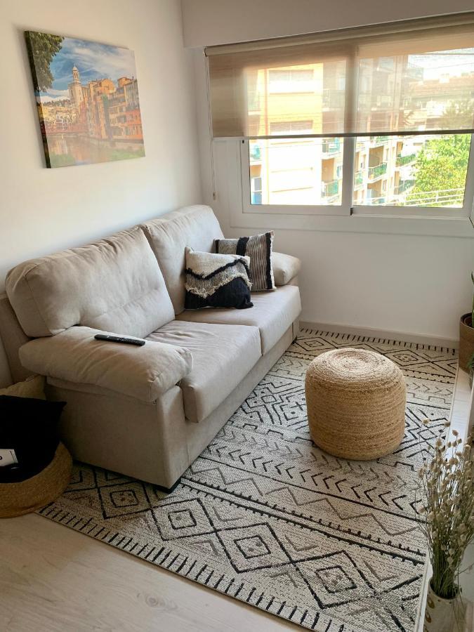 Flat In Girona City Centre - 5 Mins From Old Town And Train Station Bagian luar foto